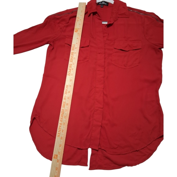 SALE EUC Sam Edelman Sz. M Red V-Neck Button Down Long Sleeve Top - Picture 7 of 12